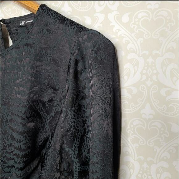 INC International Concepts NWT Snake Print Jacquard Blouse Size XS - Picture 6 of 11